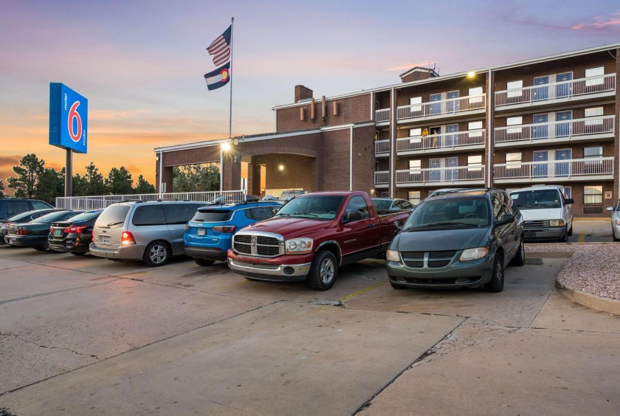 Hotel 6-colorado Springs, Co - Air Force Academy 3*